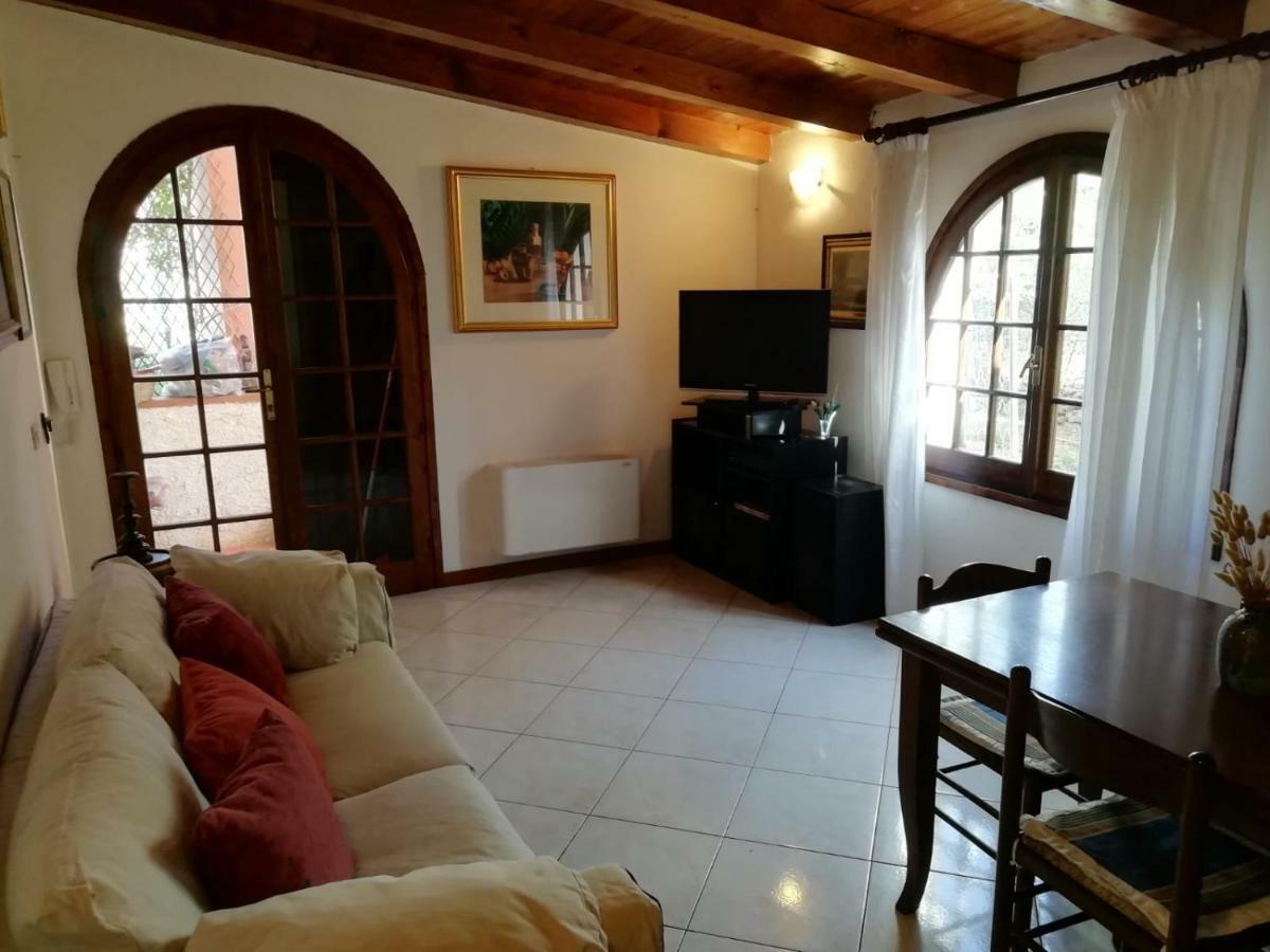 סאסארי Villa Paddeu מראה חיצוני תמונה